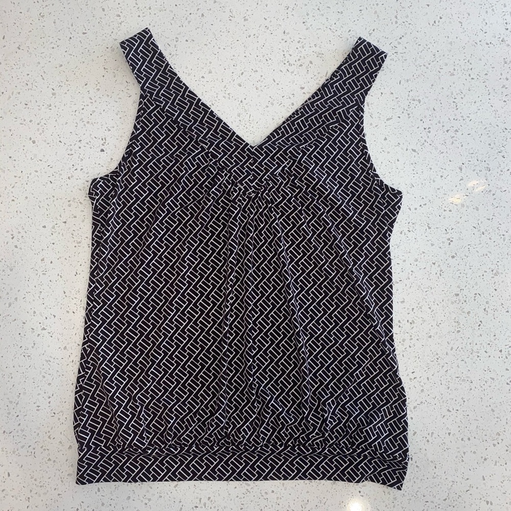 Michael Kors V-Neck Sleeveless Blouse - Large